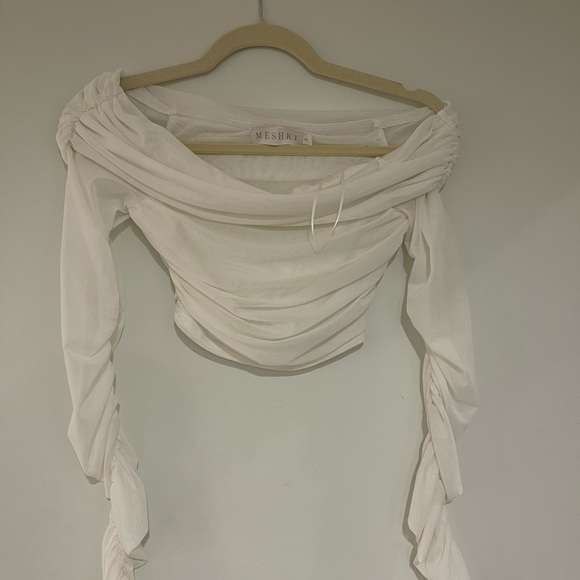 Meshki semi sheer long sleeve crop top - Picture 1 of 3
